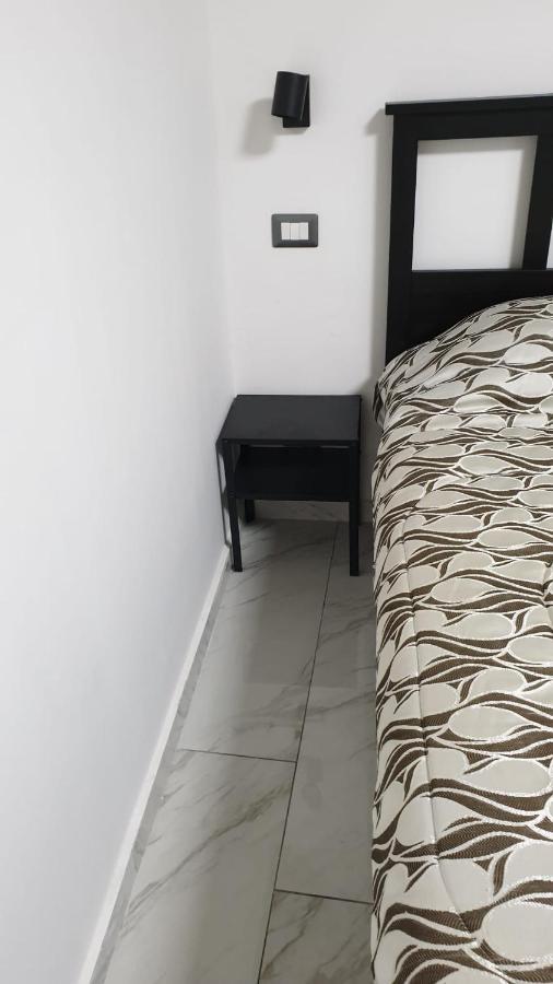 Il Rifugio 21 Hotel Pozzuoli Luaran gambar